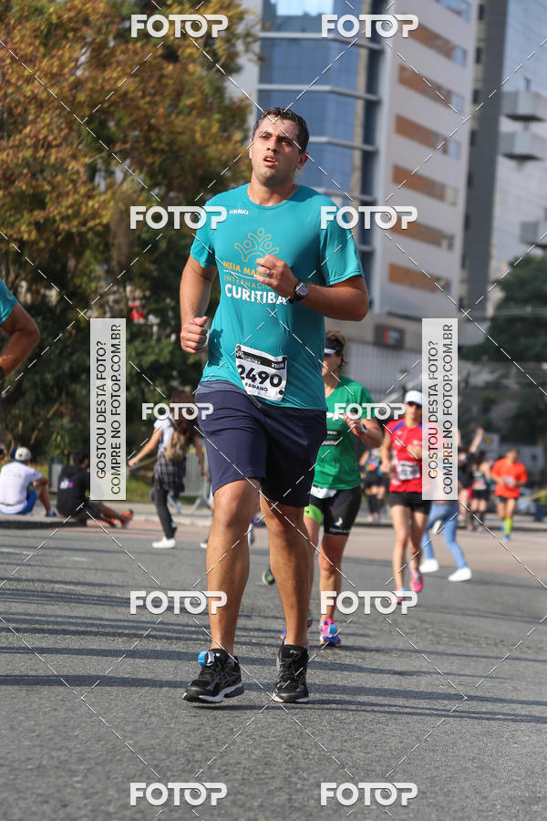Buy your photos of the eventMeia Maratona Internacional de Curitiba 2018 on Fotop