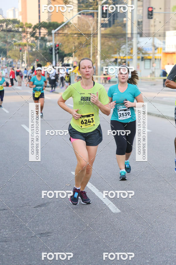 Buy your photos of the eventMeia Maratona Internacional de Curitiba 2018 on Fotop
