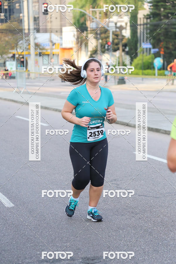 Buy your photos of the eventMeia Maratona Internacional de Curitiba 2018 on Fotop