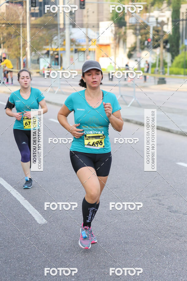 Buy your photos of the eventMeia Maratona Internacional de Curitiba 2018 on Fotop