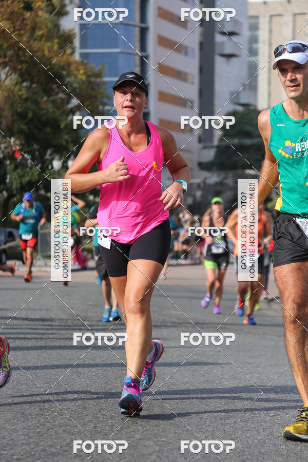 Buy your photos of the eventMeia Maratona Internacional de Curitiba 2018 on Fotop
