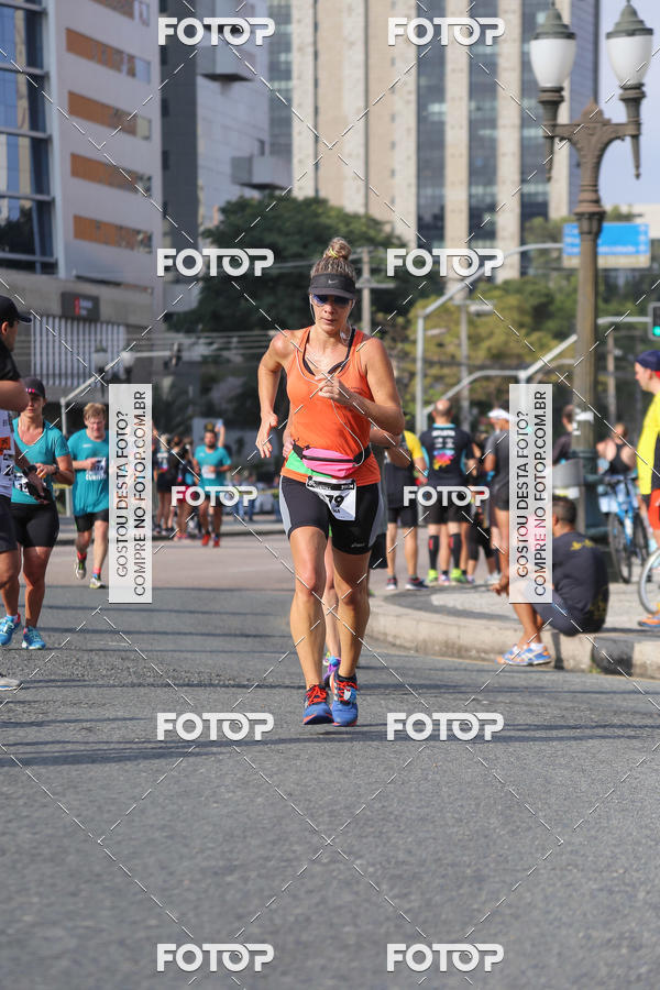 Buy your photos of the eventMeia Maratona Internacional de Curitiba 2018 on Fotop