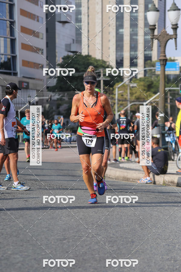 Buy your photos of the eventMeia Maratona Internacional de Curitiba 2018 on Fotop