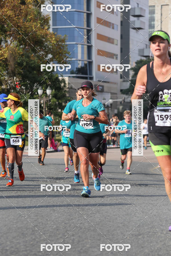 Buy your photos of the eventMeia Maratona Internacional de Curitiba 2018 on Fotop
