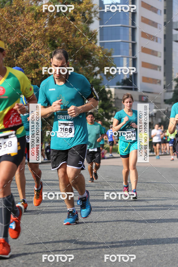 Buy your photos of the eventMeia Maratona Internacional de Curitiba 2018 on Fotop