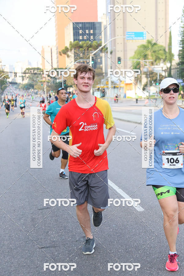 Buy your photos of the eventMeia Maratona Internacional de Curitiba 2018 on Fotop