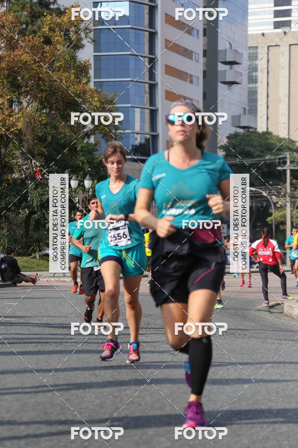 Buy your photos of the eventMeia Maratona Internacional de Curitiba 2018 on Fotop