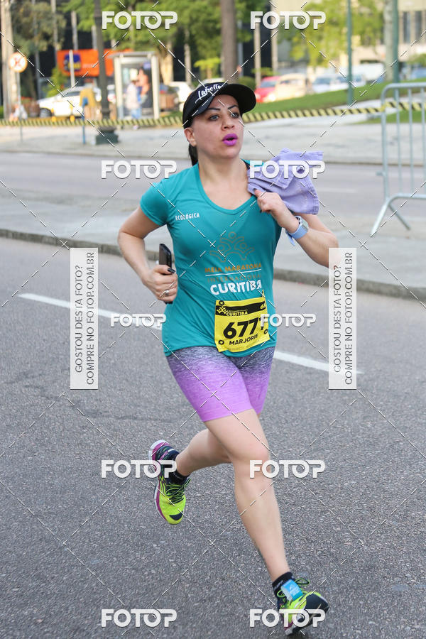Buy your photos of the eventMeia Maratona Internacional de Curitiba 2018 on Fotop