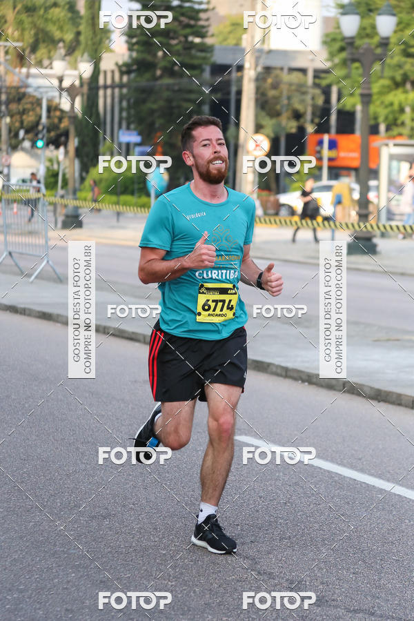 Buy your photos of the eventMeia Maratona Internacional de Curitiba 2018 on Fotop
