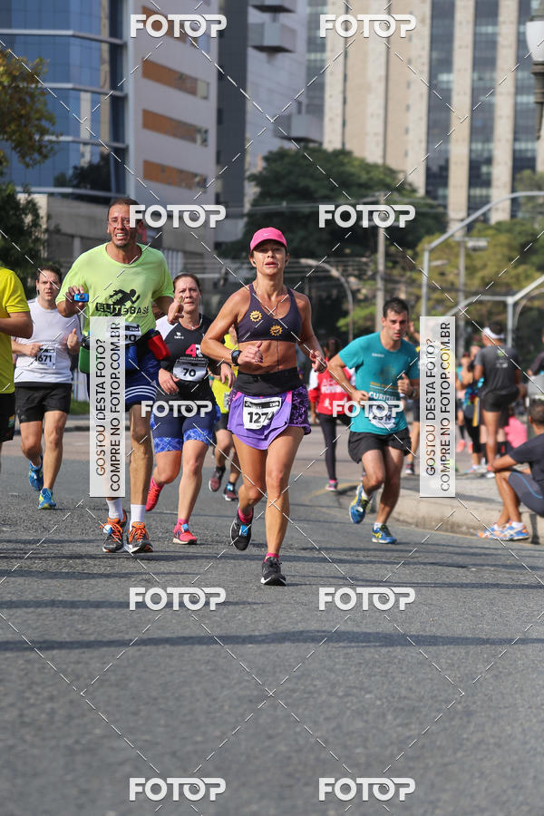 Buy your photos of the eventMeia Maratona Internacional de Curitiba 2018 on Fotop