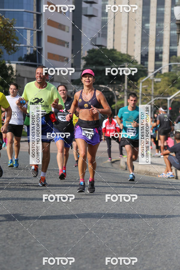 Buy your photos of the eventMeia Maratona Internacional de Curitiba 2018 on Fotop
