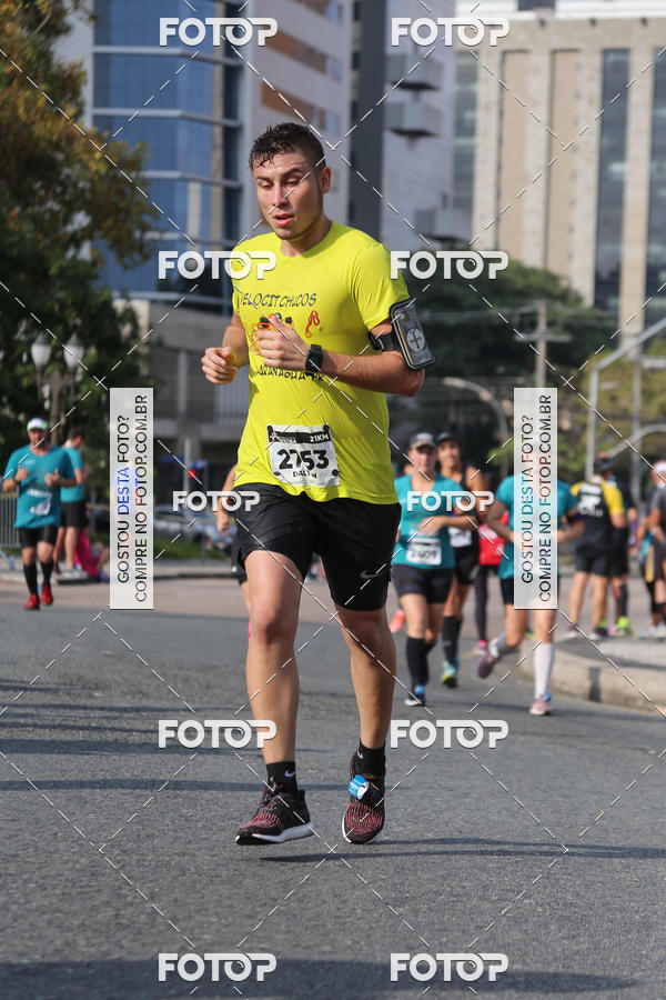 Buy your photos of the eventMeia Maratona Internacional de Curitiba 2018 on Fotop