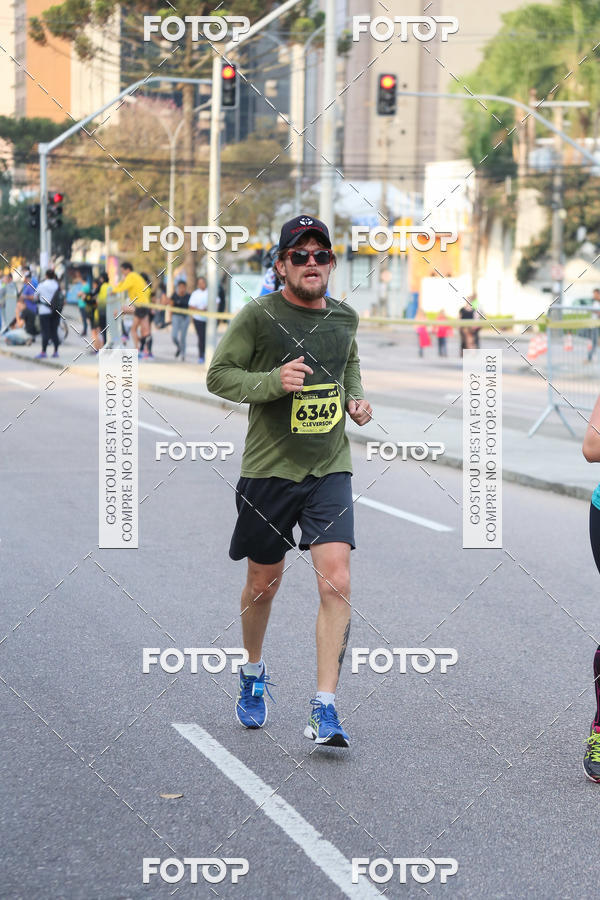 Buy your photos of the eventMeia Maratona Internacional de Curitiba 2018 on Fotop