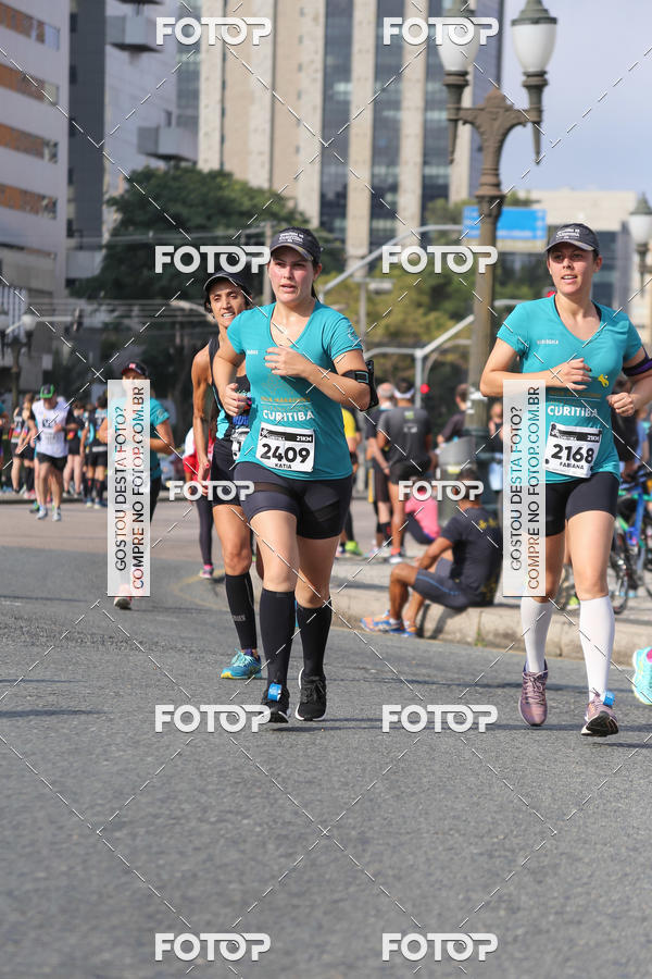 Buy your photos of the eventMeia Maratona Internacional de Curitiba 2018 on Fotop