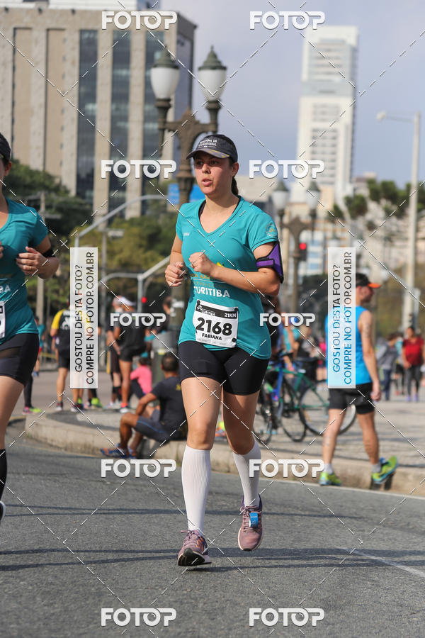 Buy your photos of the eventMeia Maratona Internacional de Curitiba 2018 on Fotop