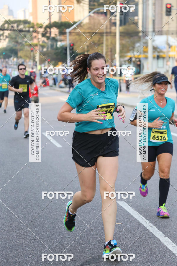 Buy your photos of the eventMeia Maratona Internacional de Curitiba 2018 on Fotop