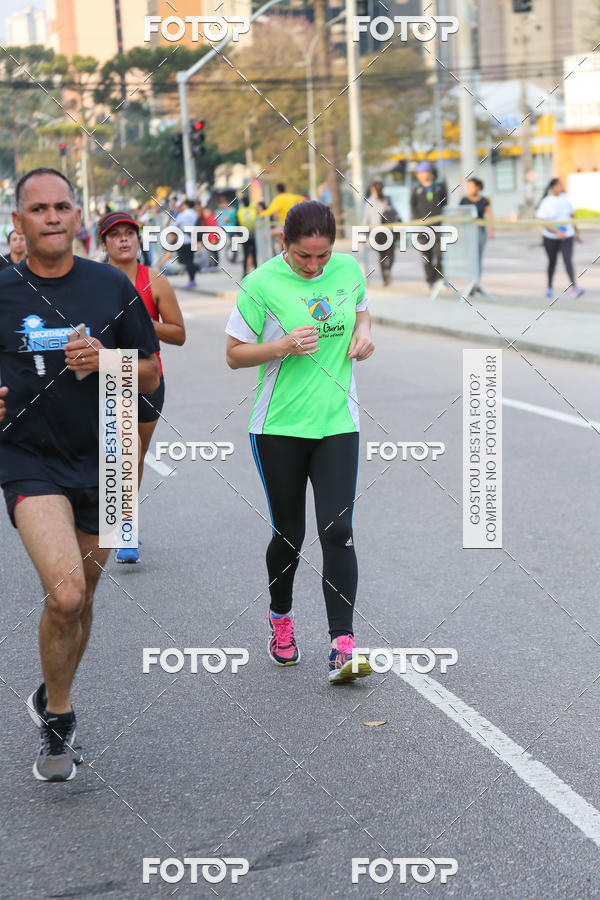 Buy your photos of the eventMeia Maratona Internacional de Curitiba 2018 on Fotop
