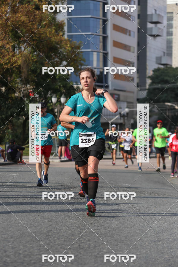 Buy your photos of the eventMeia Maratona Internacional de Curitiba 2018 on Fotop
