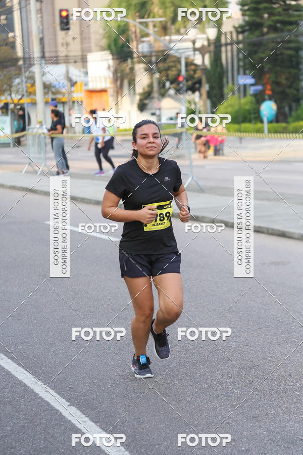 Buy your photos of the eventMeia Maratona Internacional de Curitiba 2018 on Fotop
