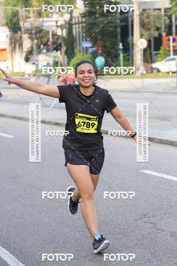 Buy your photos of the eventMeia Maratona Internacional de Curitiba 2018 on Fotop