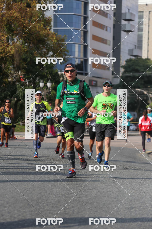 Buy your photos of the eventMeia Maratona Internacional de Curitiba 2018 on Fotop