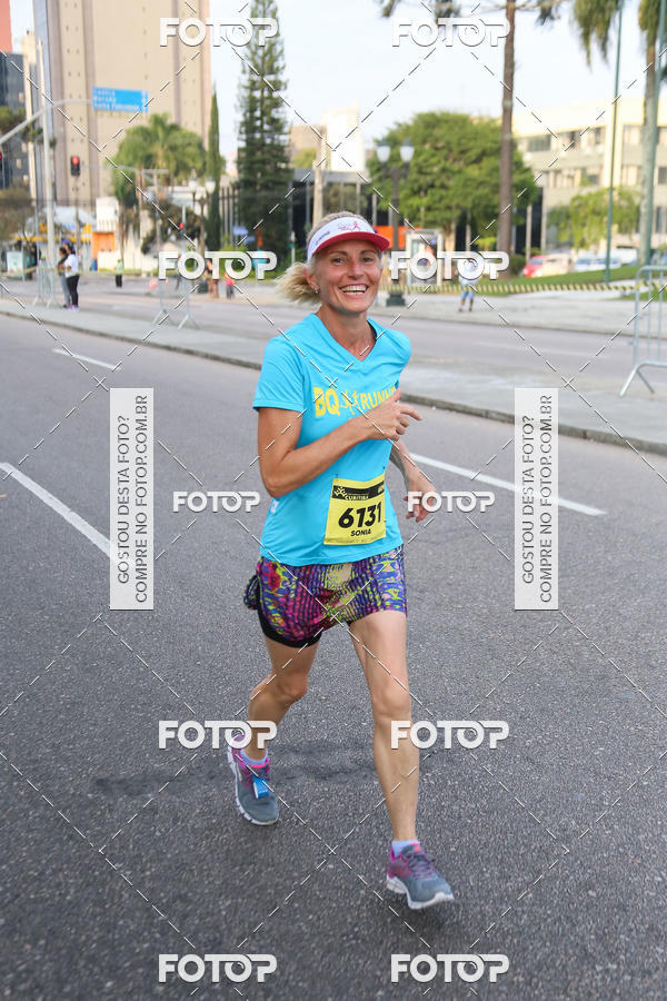 Buy your photos of the eventMeia Maratona Internacional de Curitiba 2018 on Fotop