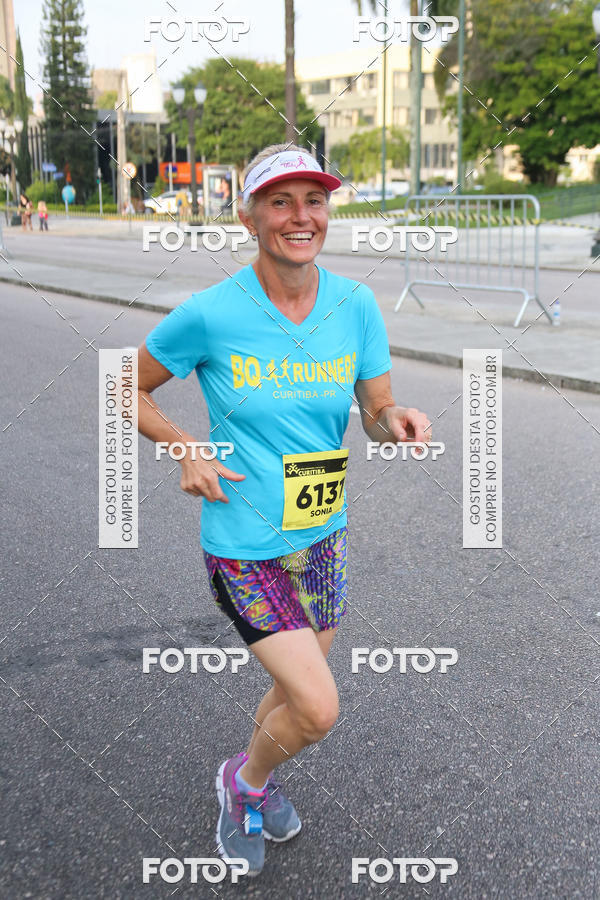 Buy your photos of the eventMeia Maratona Internacional de Curitiba 2018 on Fotop