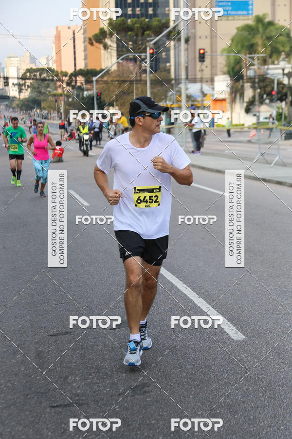 Buy your photos of the eventMeia Maratona Internacional de Curitiba 2018 on Fotop