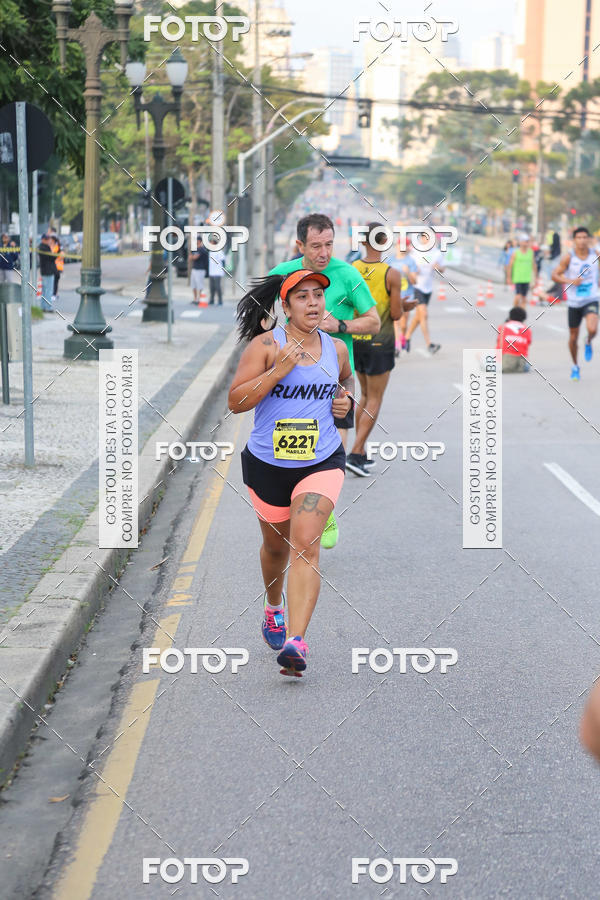 Buy your photos of the eventMeia Maratona Internacional de Curitiba 2018 on Fotop
