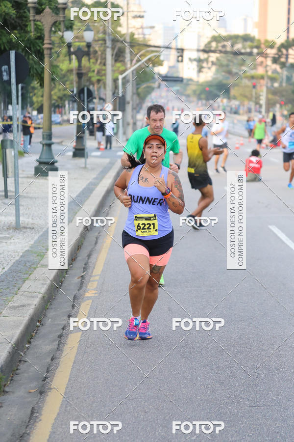 Buy your photos of the eventMeia Maratona Internacional de Curitiba 2018 on Fotop