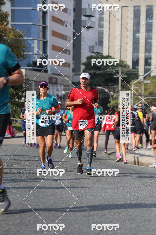 Buy your photos of the eventMeia Maratona Internacional de Curitiba 2018 on Fotop