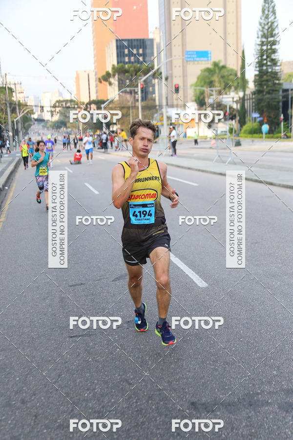 Buy your photos of the eventMeia Maratona Internacional de Curitiba 2018 on Fotop