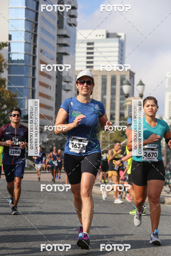 Buy your photos of the eventMeia Maratona Internacional de Curitiba 2018 on Fotop