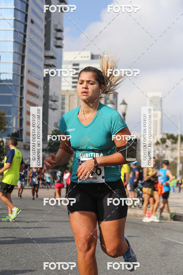 Buy your photos of the eventMeia Maratona Internacional de Curitiba 2018 on Fotop