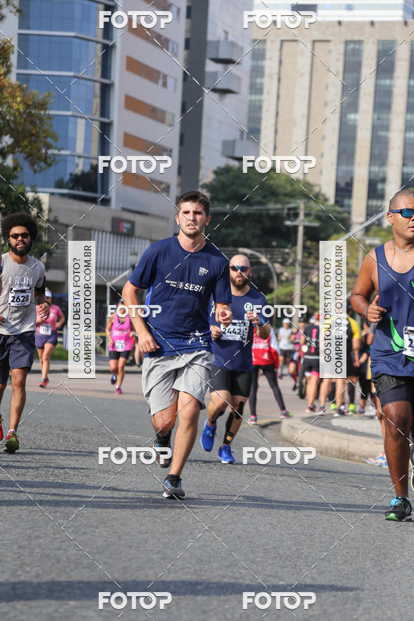 Buy your photos of the eventMeia Maratona Internacional de Curitiba 2018 on Fotop
