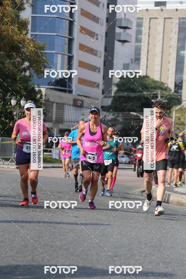 Buy your photos of the eventMeia Maratona Internacional de Curitiba 2018 on Fotop