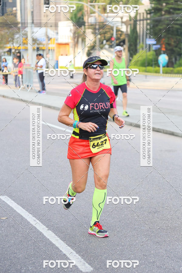 Buy your photos of the eventMeia Maratona Internacional de Curitiba 2018 on Fotop