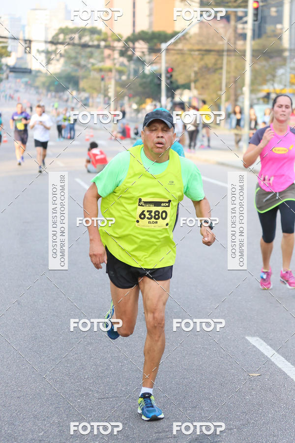 Buy your photos of the eventMeia Maratona Internacional de Curitiba 2018 on Fotop