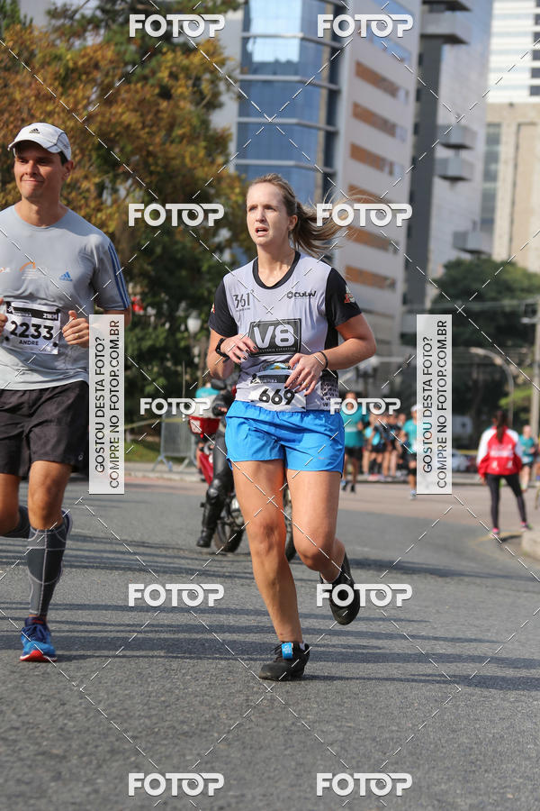 Buy your photos of the eventMeia Maratona Internacional de Curitiba 2018 on Fotop
