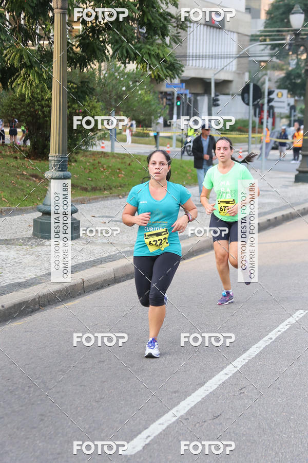Buy your photos of the eventMeia Maratona Internacional de Curitiba 2018 on Fotop