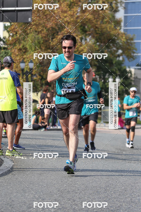 Buy your photos of the eventMeia Maratona Internacional de Curitiba 2018 on Fotop