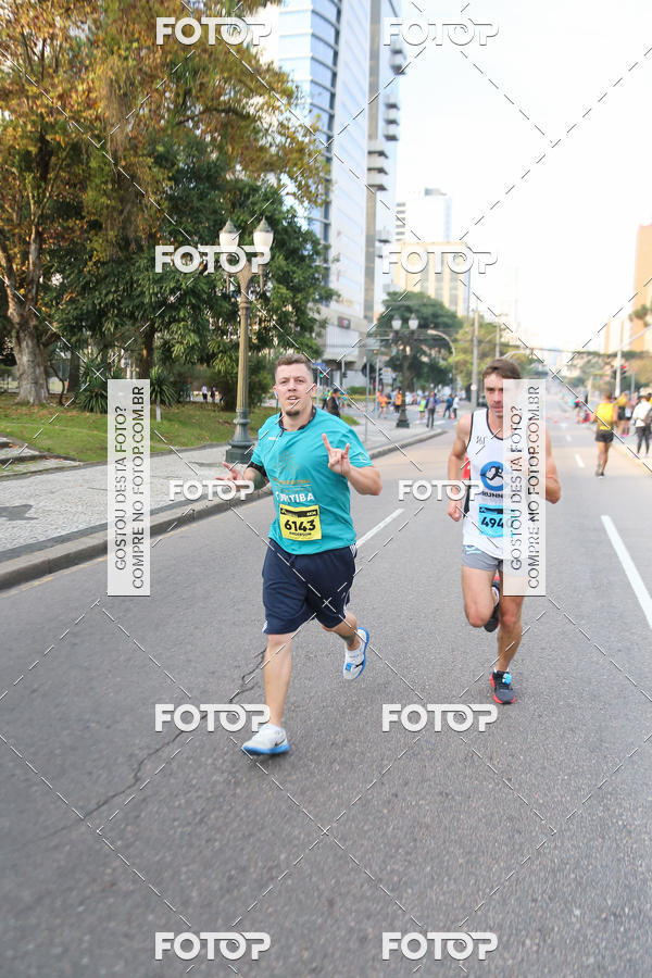 Buy your photos of the eventMeia Maratona Internacional de Curitiba 2018 on Fotop