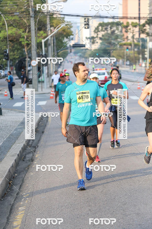 Buy your photos of the eventMeia Maratona Internacional de Curitiba 2018 on Fotop