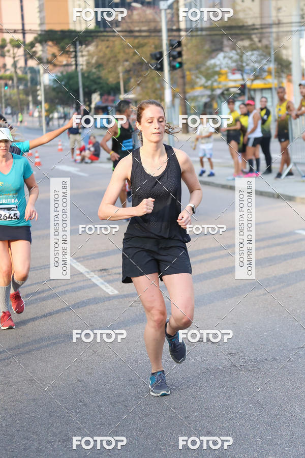 Buy your photos of the eventMeia Maratona Internacional de Curitiba 2018 on Fotop