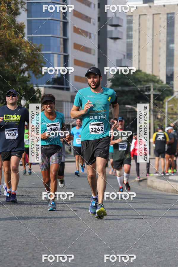 Buy your photos of the eventMeia Maratona Internacional de Curitiba 2018 on Fotop