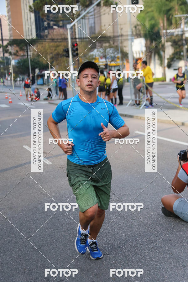 Buy your photos of the eventMeia Maratona Internacional de Curitiba 2018 on Fotop