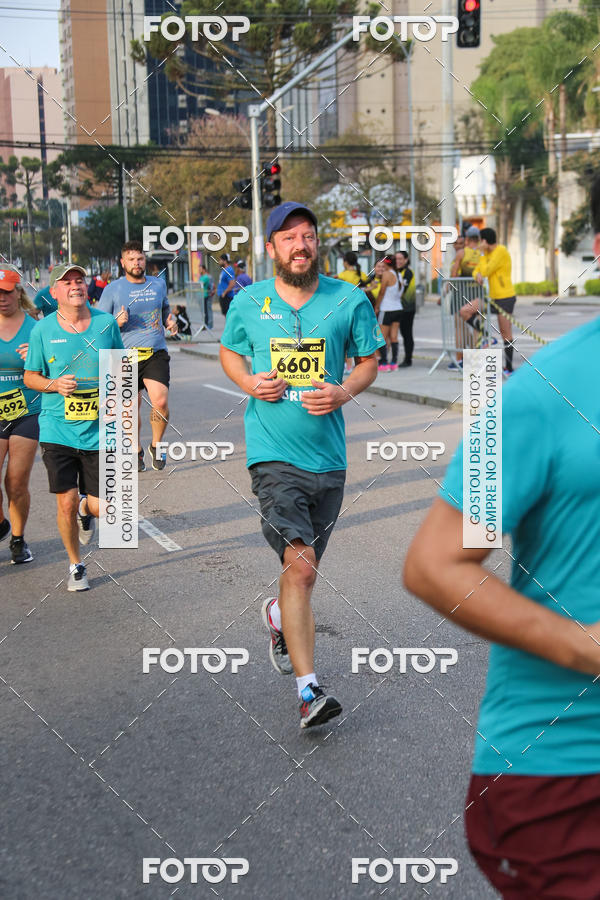 Buy your photos of the eventMeia Maratona Internacional de Curitiba 2018 on Fotop