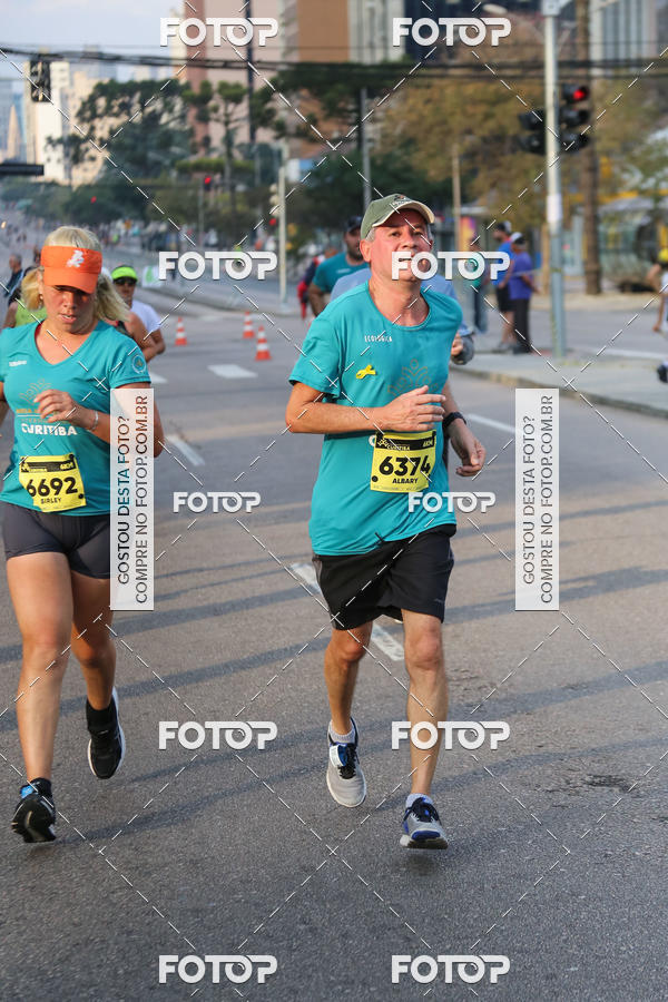 Buy your photos of the eventMeia Maratona Internacional de Curitiba 2018 on Fotop