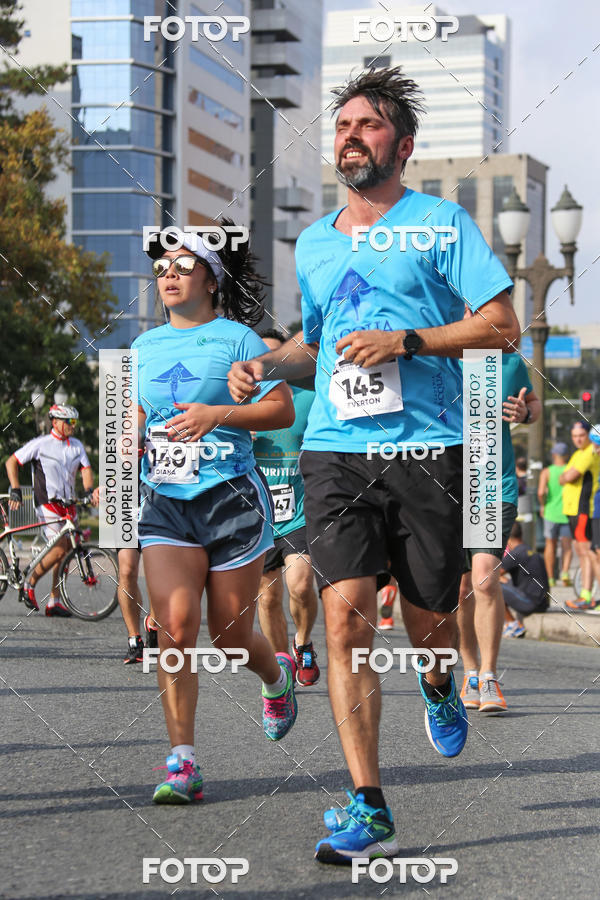 Buy your photos of the eventMeia Maratona Internacional de Curitiba 2018 on Fotop