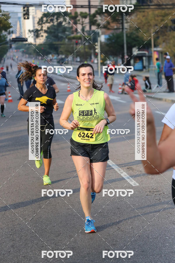 Buy your photos of the eventMeia Maratona Internacional de Curitiba 2018 on Fotop